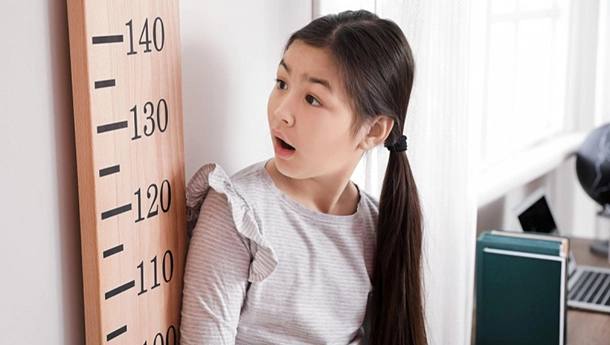 Dậy thì sớm ở bé gái: Nhận biết và đồng hành cùng con
