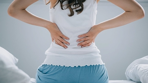 Đau lưng khi đến tháng: Chuyện nhỏ với 7 cách xử trí đơn giản